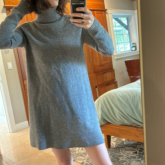 Balenciaga Wool Mini turtleneck cowl Neck Dress Gray - Picture 2 of 9